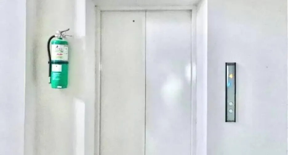 For sale and for rent 5 bedrooms retail Space in Din Daeng, Bangkok