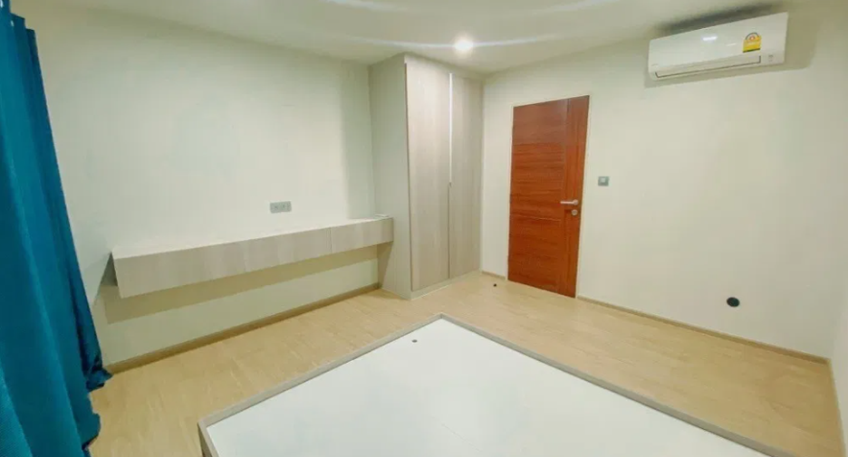 For sale 2 bedrooms condo in Sai Mai, Bangkok