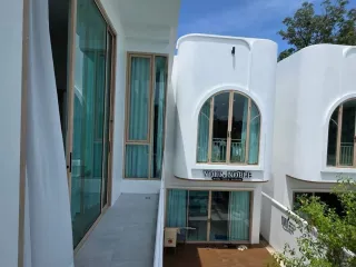 À vendre 5 chambres villa à Bang Lamung, Chonburi