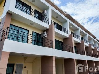 出售 4 卧室 联排别墅 在 Bang Lamung, Chon Buri