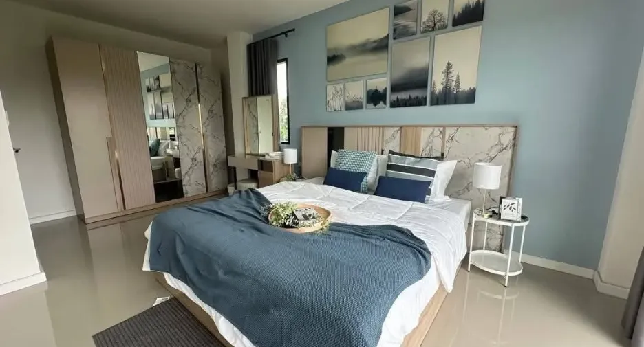 Casa adosada en venta de 4 habitaciones en Bang Lamung, Chonburi
