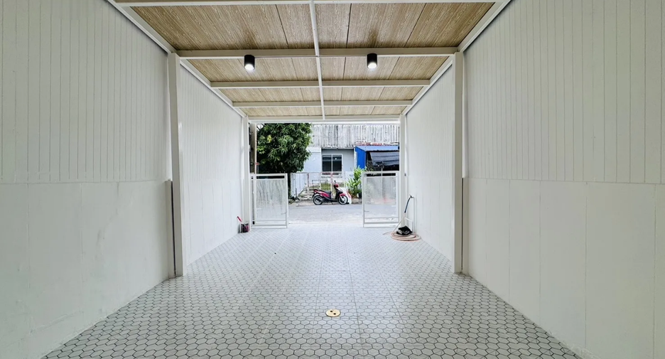 For sale 1 bed townhouse in Bang Bo, Samut Prakan