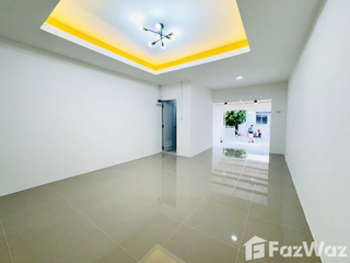 For sale 1 bed townhouse in Bang Bo, Samut Prakan