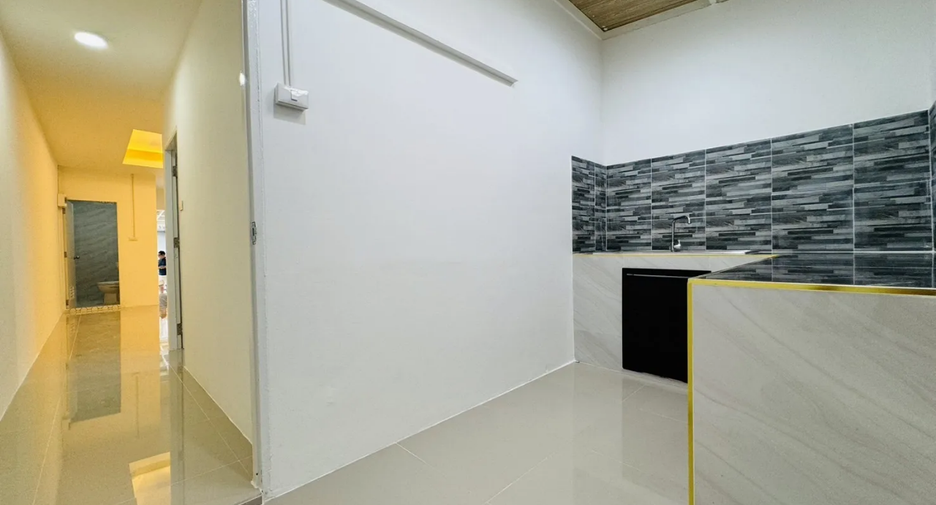 For sale 1 bed townhouse in Bang Bo, Samut Prakan