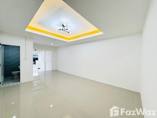 For sale 1 bed townhouse in Bang Bo, Samut Prakan