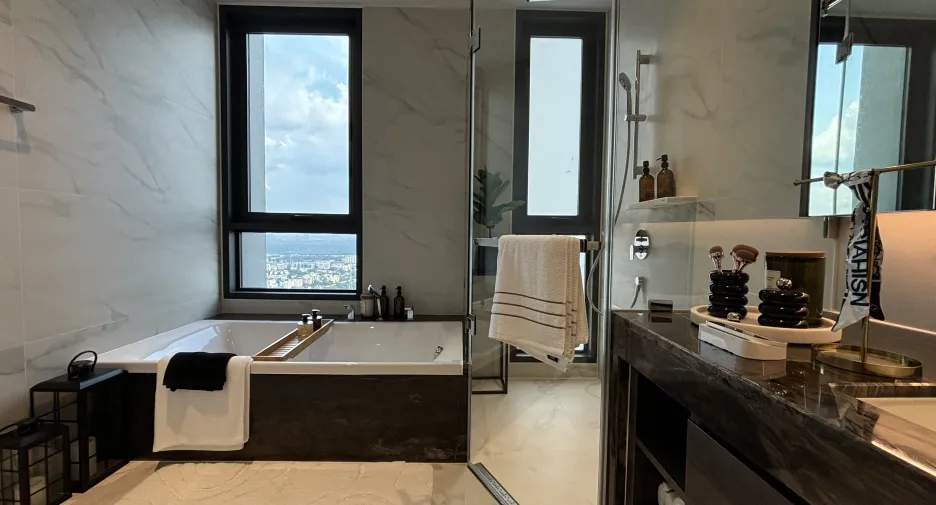 Wohnung zum Kauf mit 4 Zimmer in Sathon, Bangkok