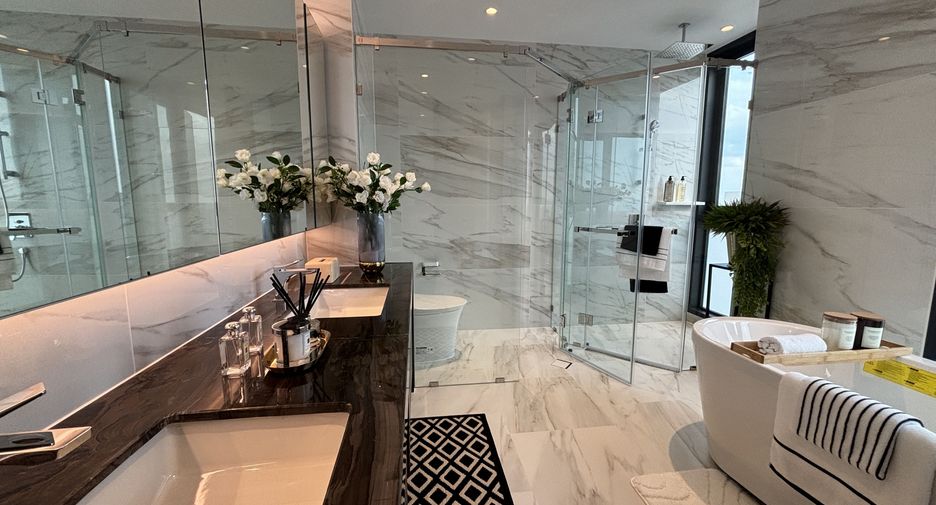 Wohnung zum Kauf mit 4 Zimmer in Sathon, Bangkok