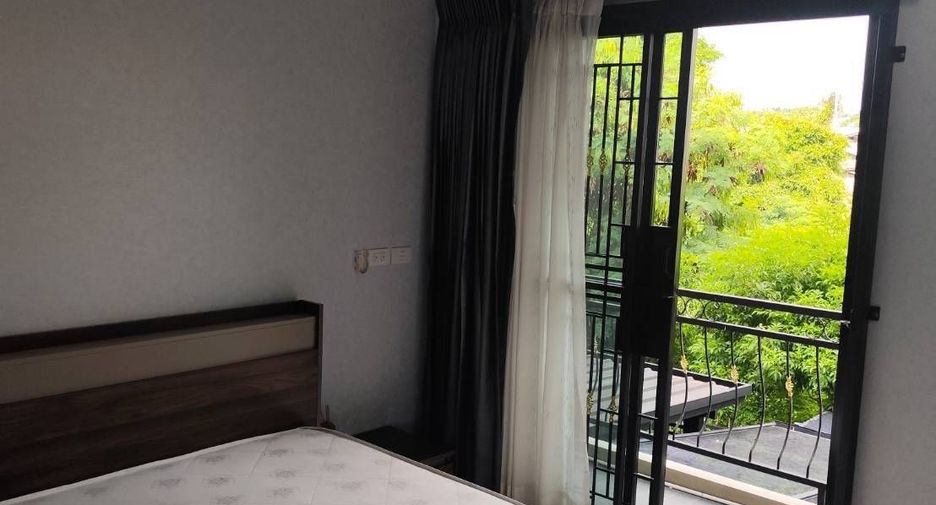 For sale 4 bedrooms townhouse in Bang Lamung, Chonburi