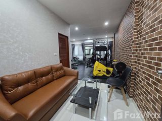 For sale 4 bedrooms townhouse in Bang Lamung, Chonburi