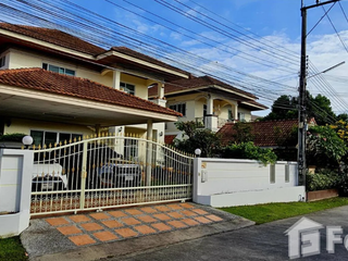 For sale 3 bedrooms house in Si Racha, Chonburi