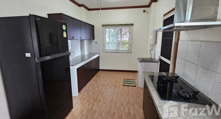 À vendre 3 chambres maison à Si Racha, Chonburi