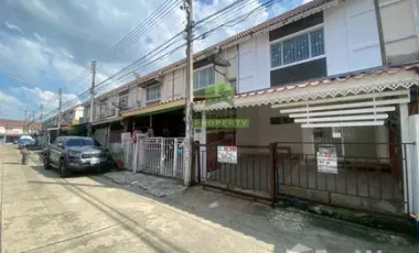 For sale 3 bedrooms townhouse in Sam Phran, Nakhon Pathom