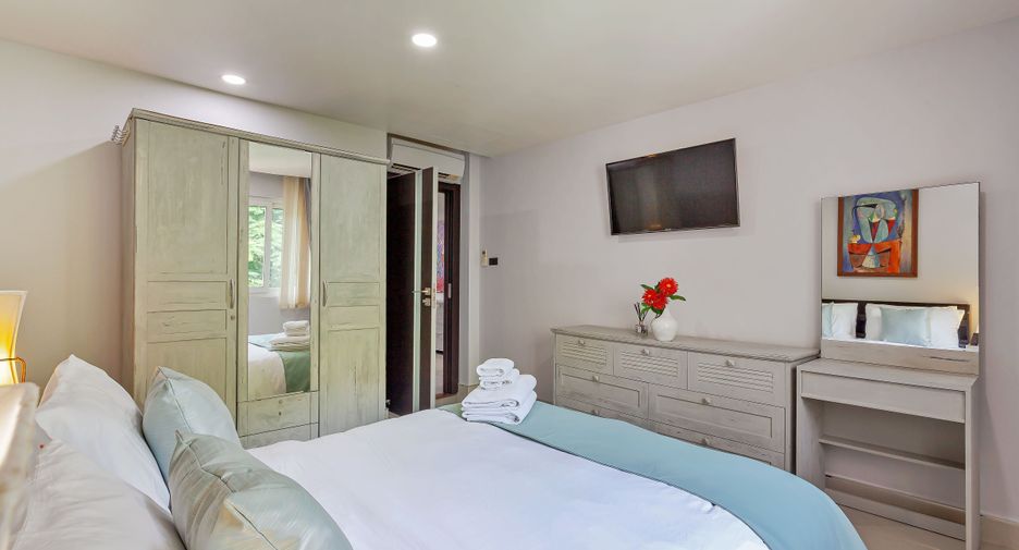 For sale 8 bedrooms townhouse in Bang Lamung, Chonburi
