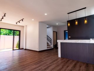 出售 4 卧室 独立屋 在 Phuket Town, 普吉