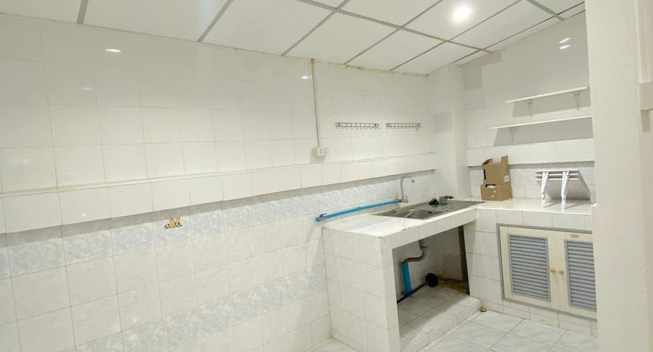 For sale 2 bedrooms townhouse in Sai Mai, Bangkok