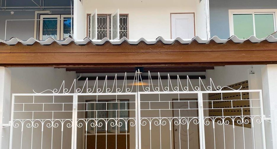 For sale 2 bedrooms townhouse in Sai Mai, Bangkok