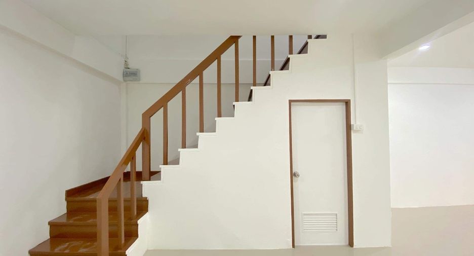 For sale 2 bedrooms townhouse in Sai Mai, Bangkok