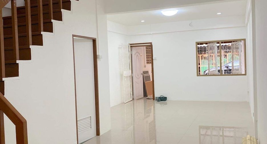For sale 2 bedrooms townhouse in Sai Mai, Bangkok