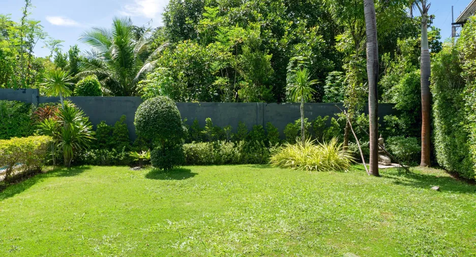 Villa zum Kauf mit 4 Zimmer in Thalang, Phuket