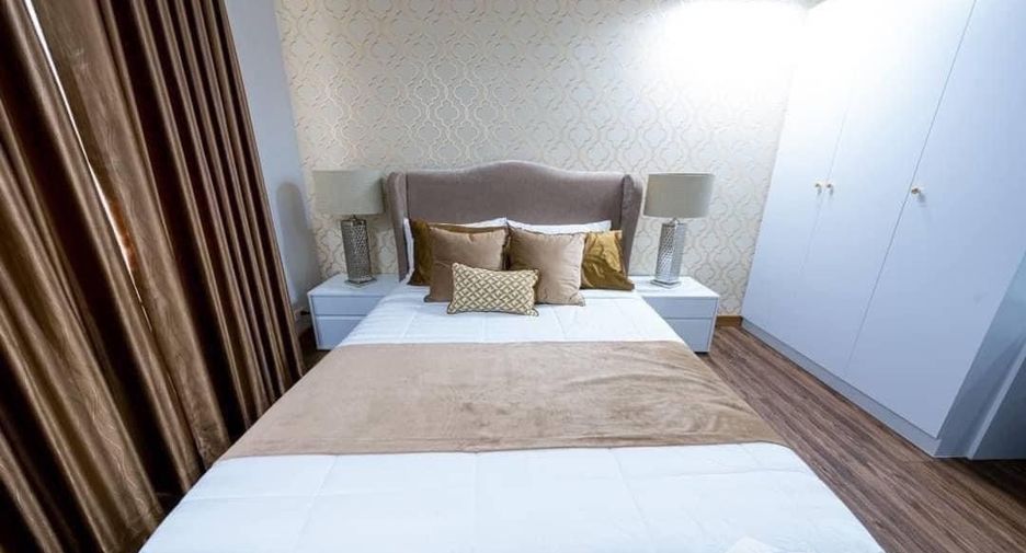 For sale and for rent 4 bedrooms villa in Bang Lamung, Chonburi