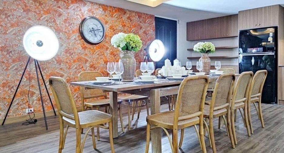 For sale and for rent 4 bedrooms villa in Bang Lamung, Chonburi