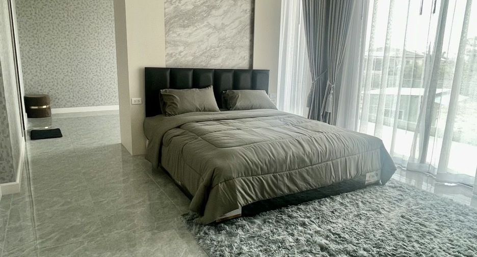 For sale and for rent 6 bedrooms villa in Bang Lamung, Chonburi