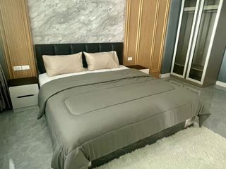 For sale and for rent 6 bedrooms villa in Bang Lamung, Chonburi