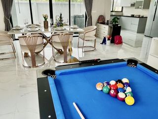For sale and for rent 6 bedrooms villa in Bang Lamung, Chonburi