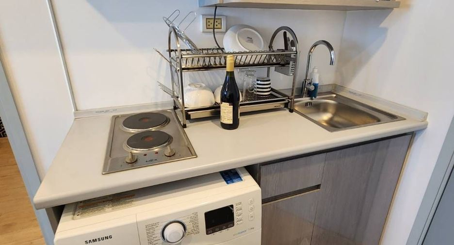 For sale 1 bed condo in Thon Buri, Bangkok