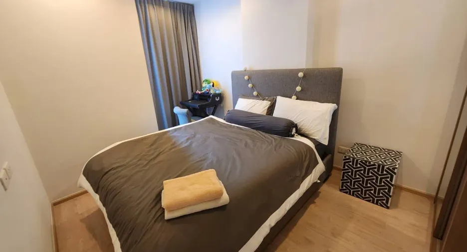 For sale 1 bed condo in Thon Buri, Bangkok