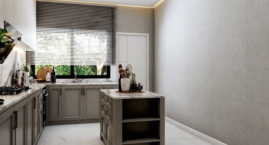 For sale 4 bedrooms house in Bang Lamung, Chonburi