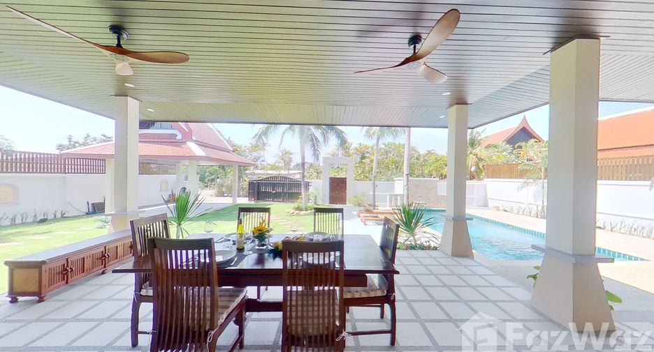 À vendre et à louer 3 chambres villa à Mueang Phuket, Phuket
