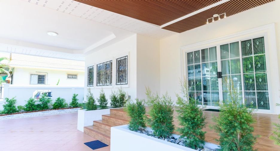 For sale and for rent 3 bedrooms house in Bang Lamung, Chonburi