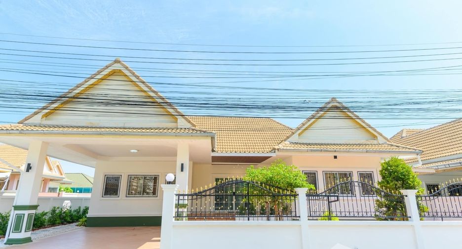 For sale and for rent 3 bedrooms house in Bang Lamung, Chonburi