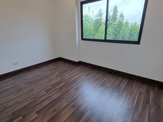 出售 4 卧室 独立屋 在 Bang Phli, Samut Prakan