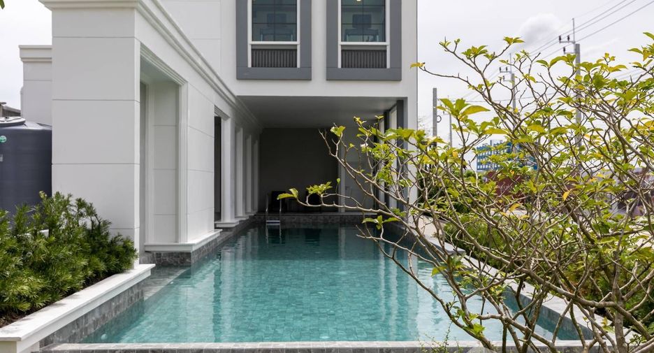 For sale 4 bedrooms house in Bang Phli, Samut Prakan