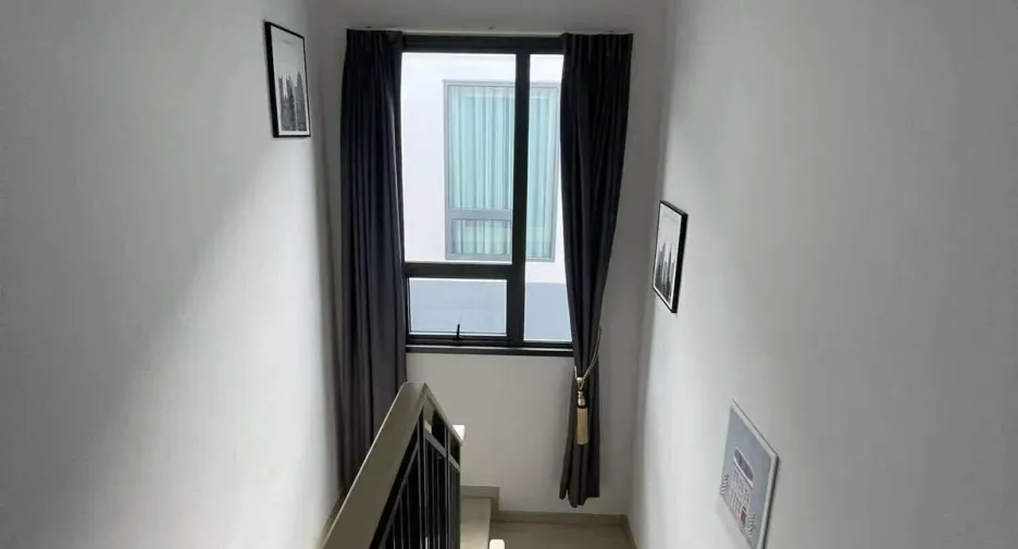 Casa en alquiler de 3 habitaciones en Bang Lamung, Chonburi