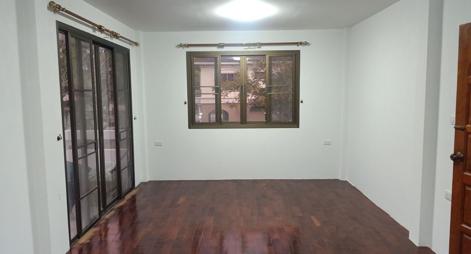 À vendre 3 chambres maison à Mueang Khon Kaen, Khon Kaen