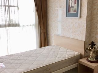 For sale そして for rent 2 ベッドルーム condo in Phra Khanong, Bangkok