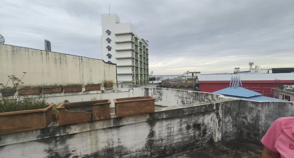 Аренда 3 спальни таунхаус в Банг Ламунг, Чонбури