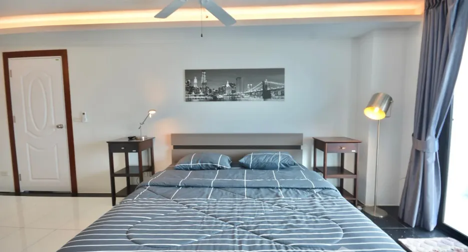 For sale 1 bed condo in Bang Lamung, Chonburi