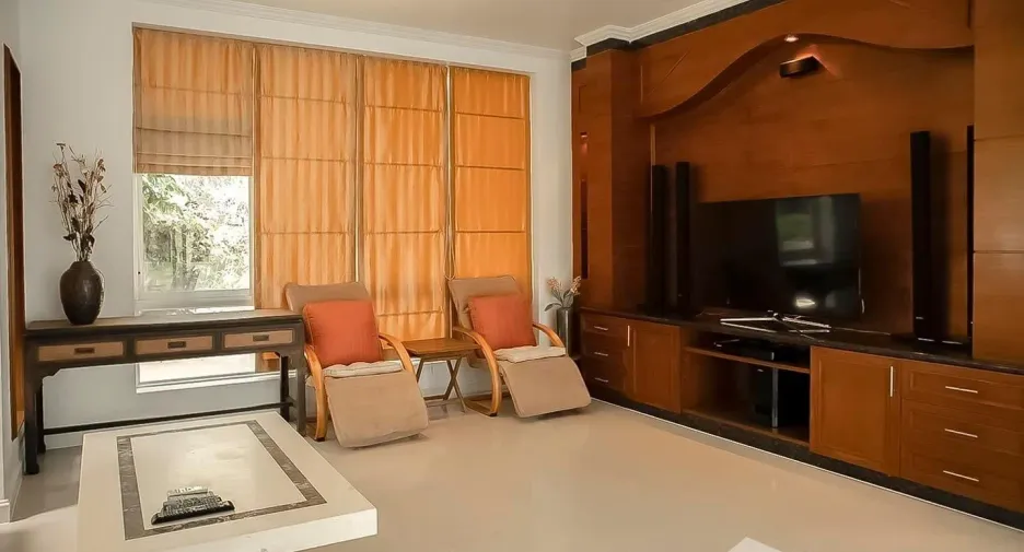 À louer 3 chambres villa à Mueang Phuket, Phuket