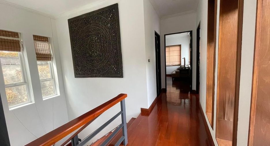 For rent 3 bedrooms villa in Mueang Phuket, Phuket