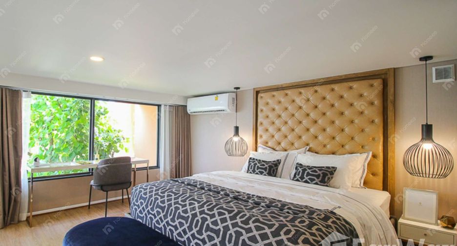 For sale 1 bed condo in Huai Khwang, Bangkok