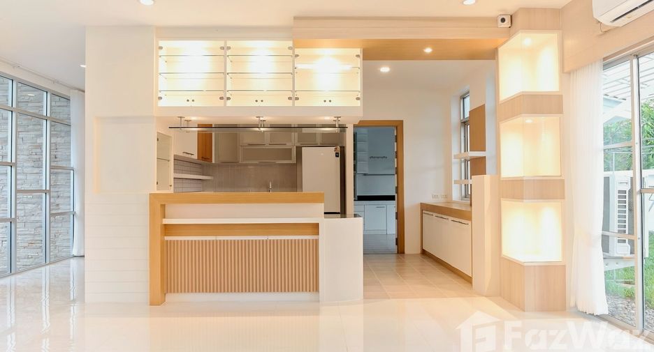 For sale 4 bedrooms villa in Mueang Phuket, Phuket