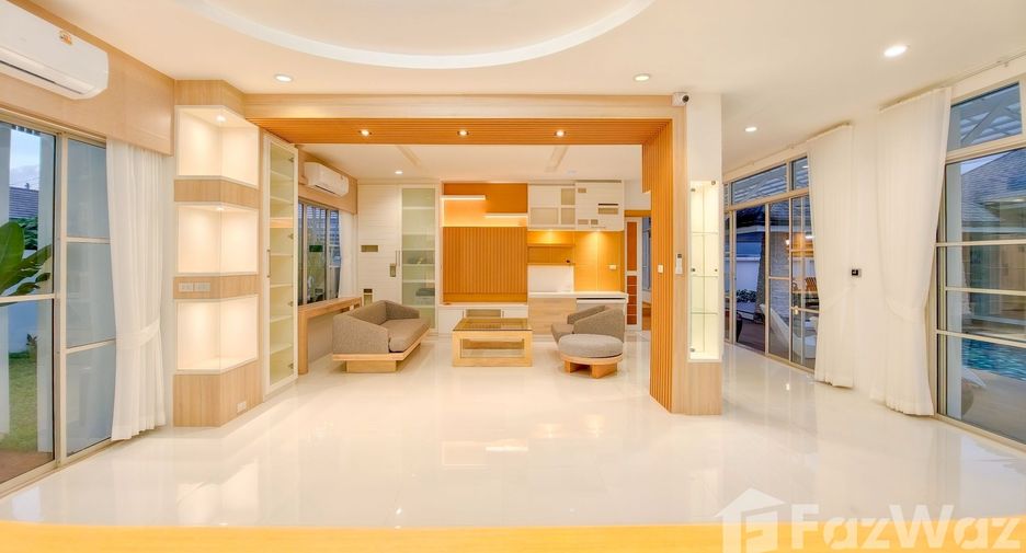 For sale 4 bedrooms villa in Mueang Phuket, Phuket