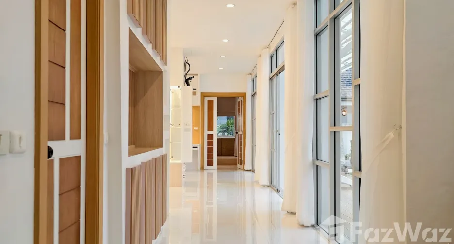 For sale 4 bedrooms villa in Mueang Phuket, Phuket