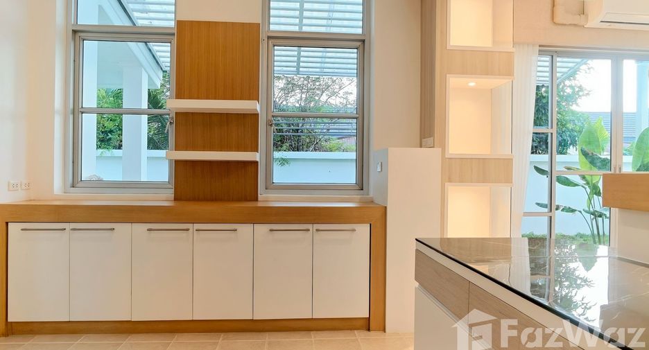 For sale 4 bedrooms villa in Mueang Phuket, Phuket
