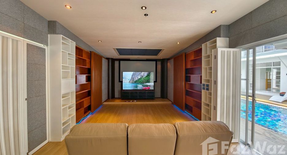 For sale 4 bedrooms villa in Mueang Phuket, Phuket