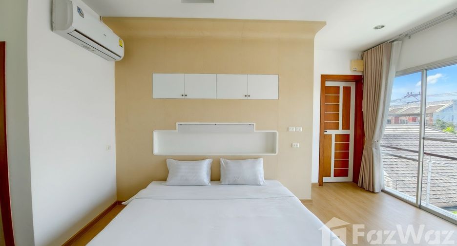 For sale 4 bedrooms villa in Mueang Phuket, Phuket